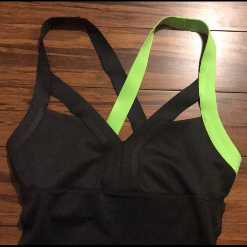 Reebok group exercise instructor top